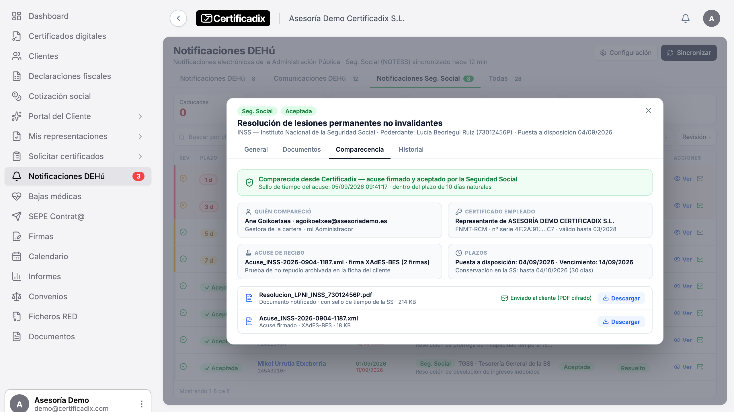Pestaña Comparecencia de una notificación de la Seguridad Social con el acuse firmado, el sello de tiempo y el certificado empleado